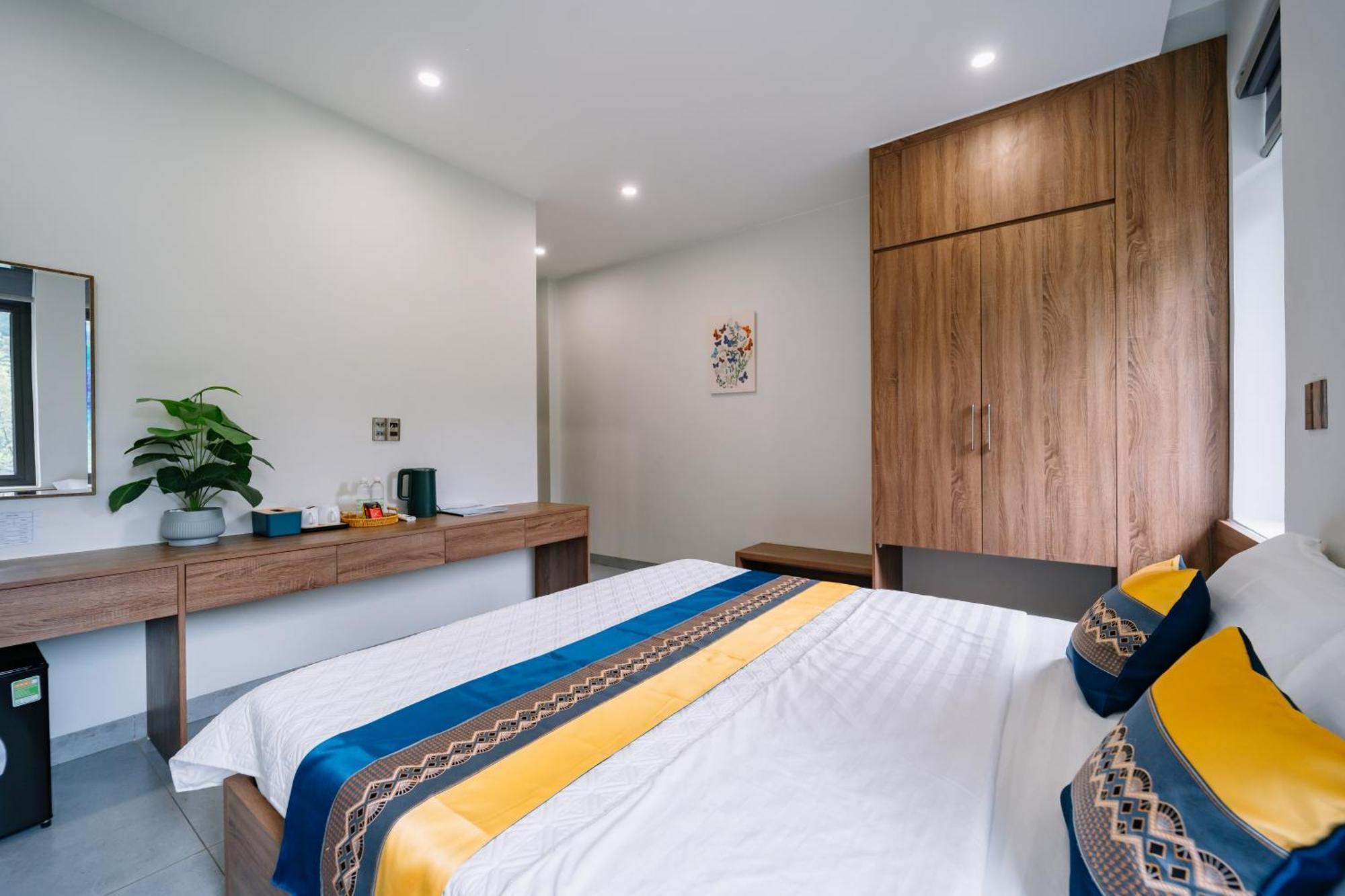 Lotus Premium Lodge - Lotus Group Tours הא גיאנג מראה חיצוני תמונה