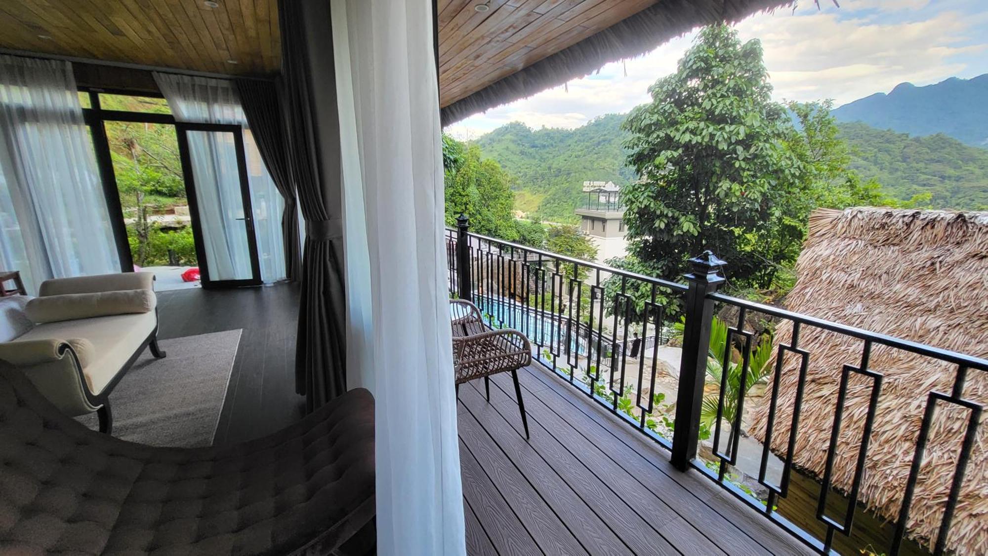 Lotus Premium Lodge - Lotus Group Tours הא גיאנג מראה חיצוני תמונה